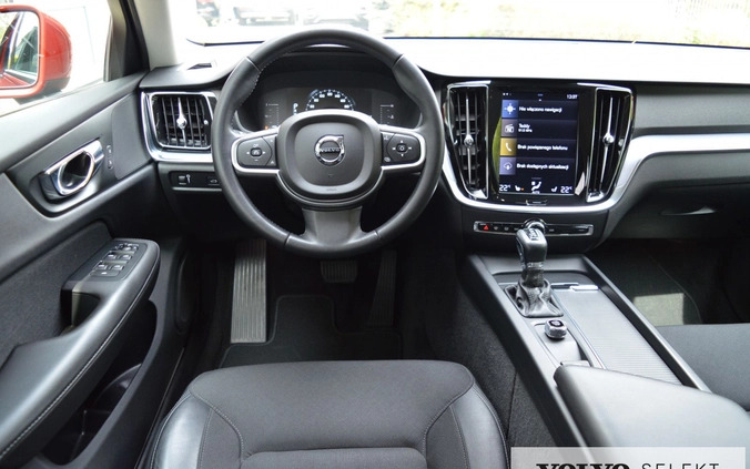 Volvo V60 cena 109900 przebieg: 129400, rok produkcji 2019 z Poznań małe 326